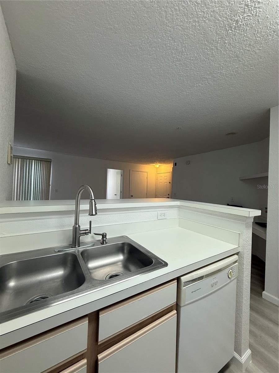 2208 ANTIGUA PLACE — photo 19 of 28
