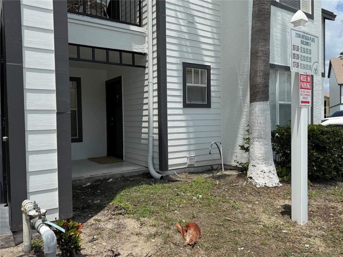 2208 ANTIGUA PLACE — photo 3 of 28