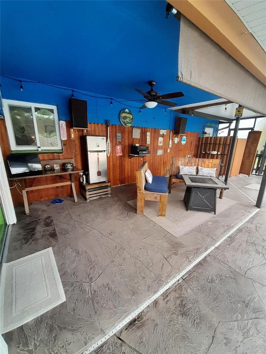 6417 KLAUS COURT — photo 17 of 21