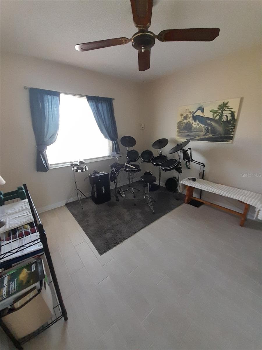 6417 KLAUS COURT — photo 13 of 21