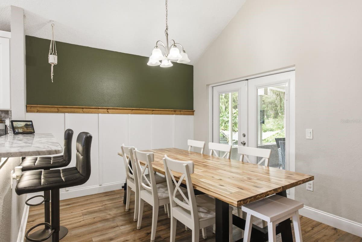 4730 WOLFRAM LANE — photo 9 of 54