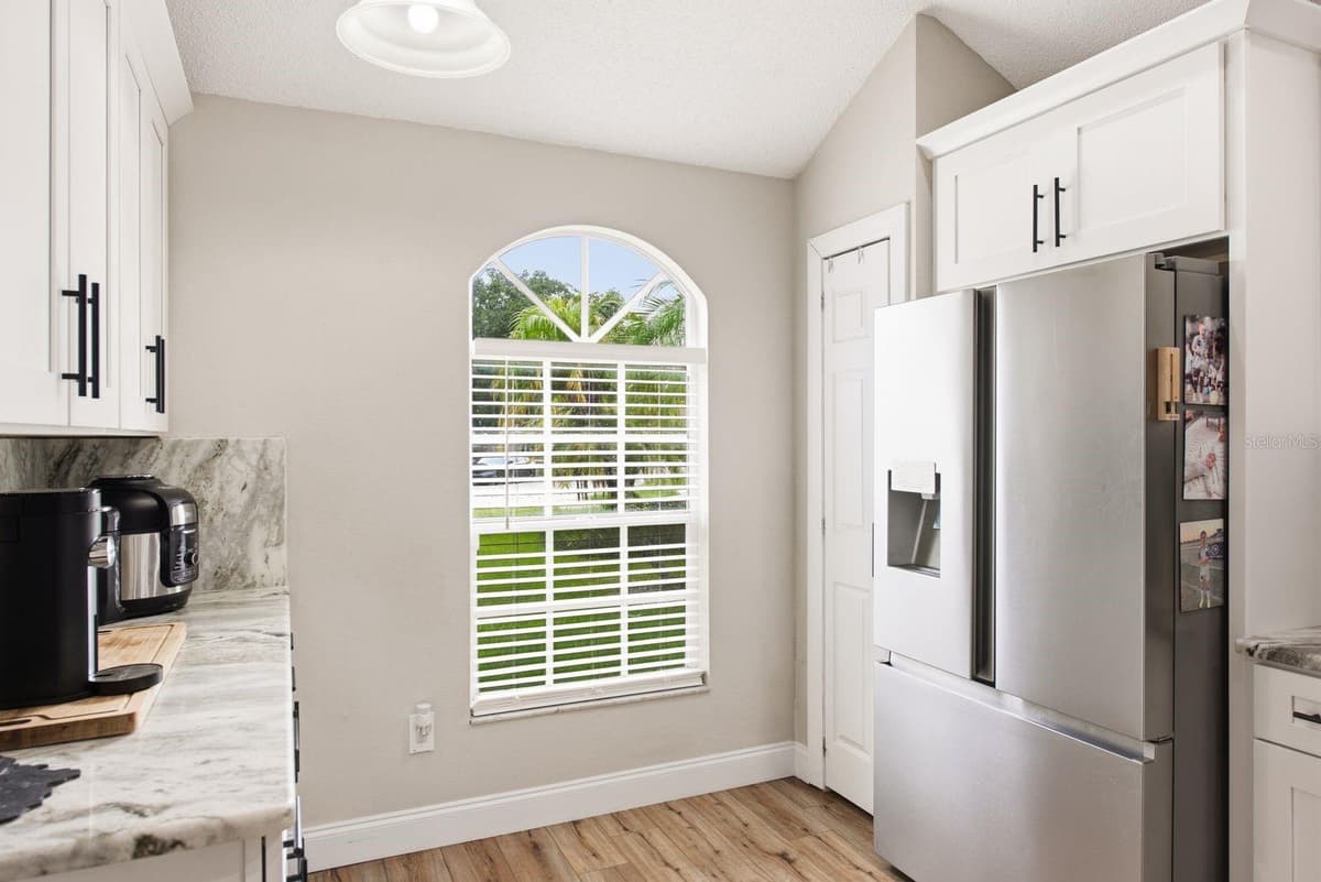 4730 WOLFRAM LANE — photo 6 of 54