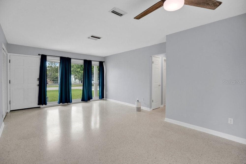 1109 COBBLESTONE AVENUE — photo 15 of 36