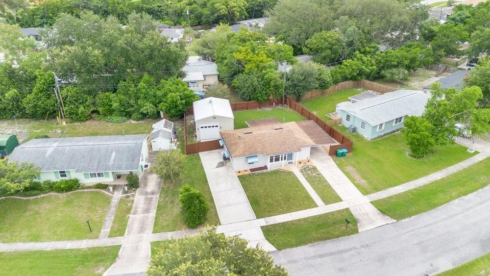 1109 COBBLESTONE AVENUE — photo 7 of 36