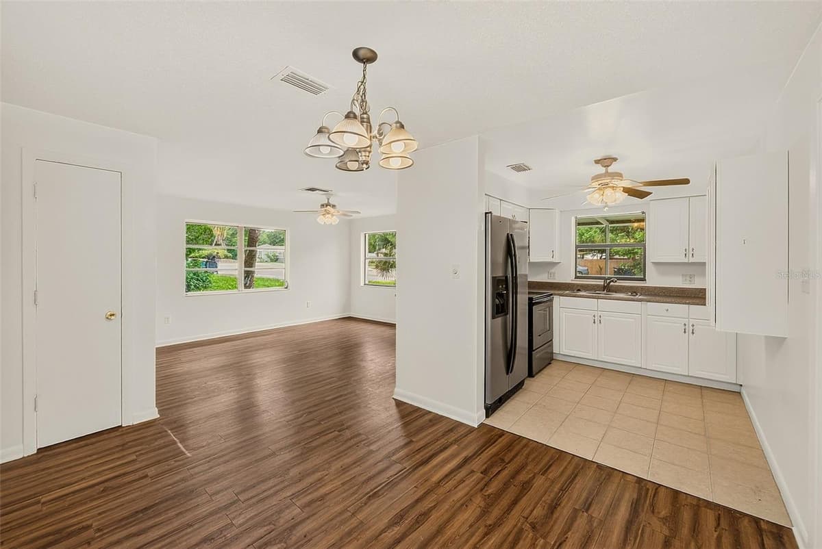1011 FAIRMONT STREET — photo 10 of 46