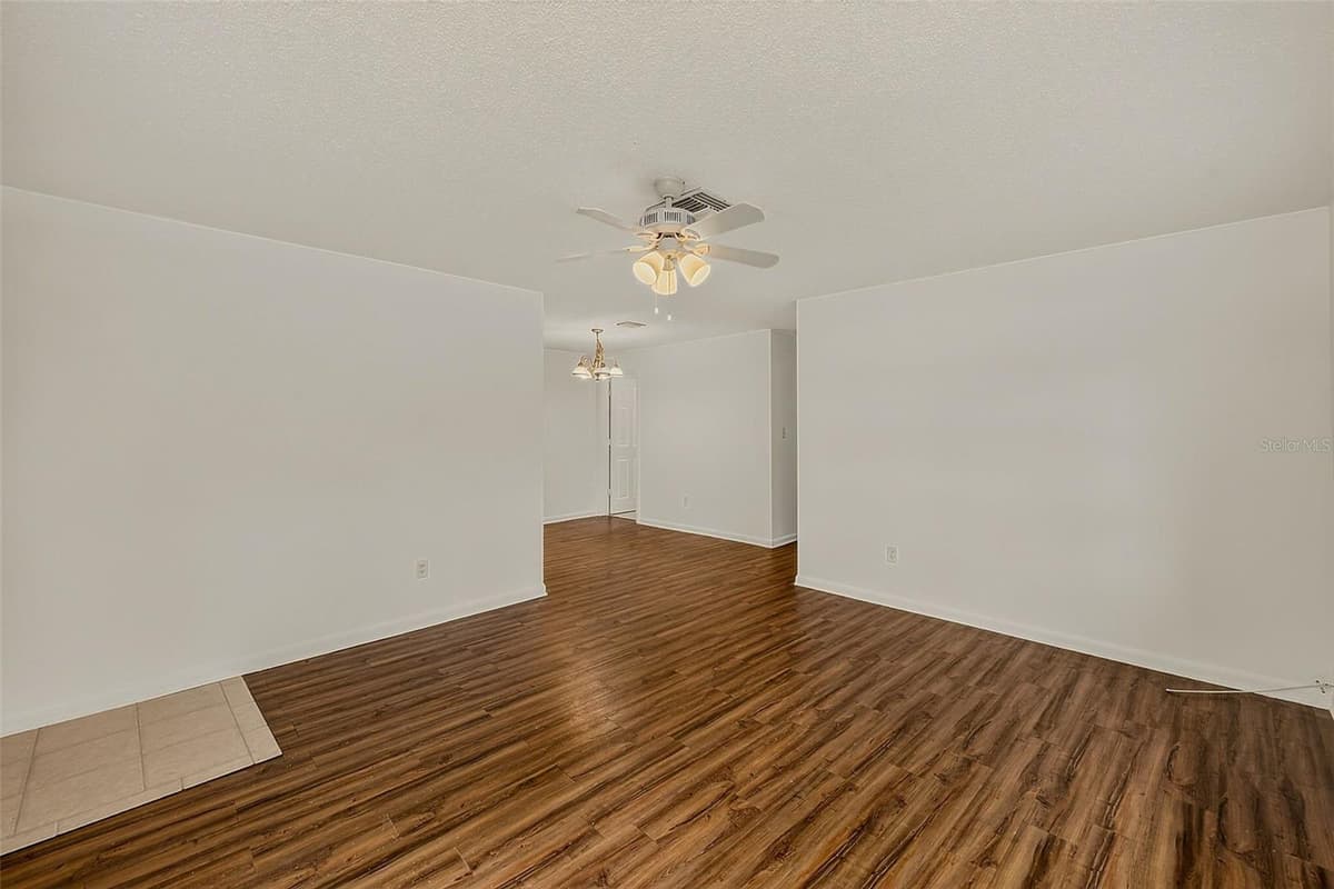 1011 FAIRMONT STREET — photo 8 of 46