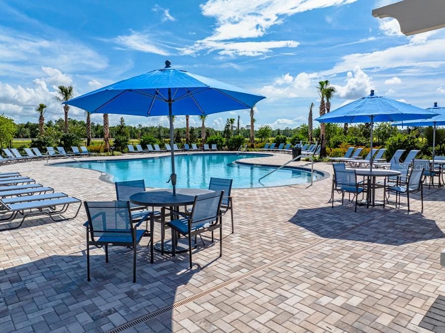 13626 TROPICAL BREEZE WAY — photo 7 of 17