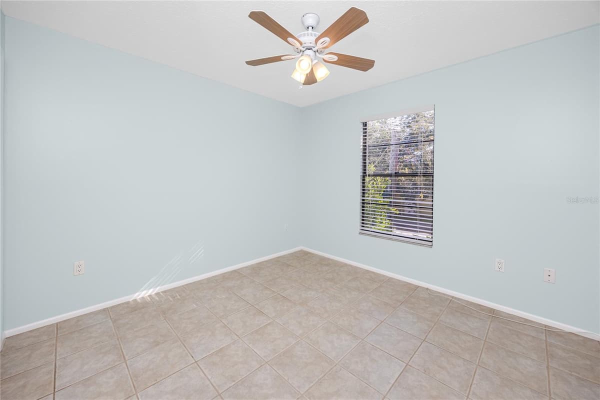 1303 MOODY AVENUE — photo 33 of 37