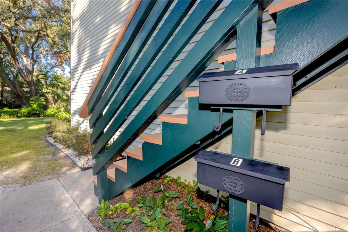 1303 MOODY AVENUE — photo 4 of 37
