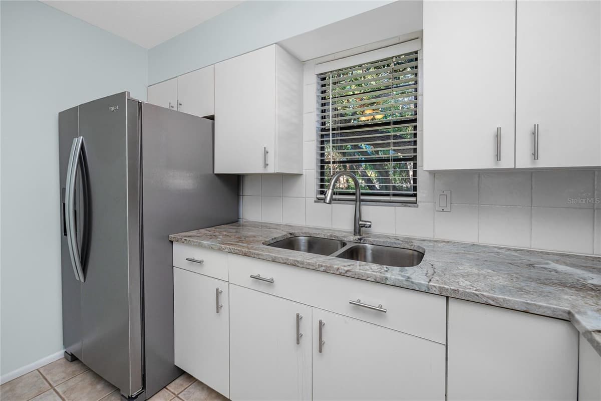 1303 MOODY AVENUE — photo 11 of 37