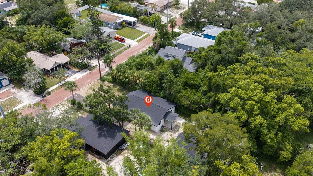 547 CYPRESS STREET — photo 37 of 52