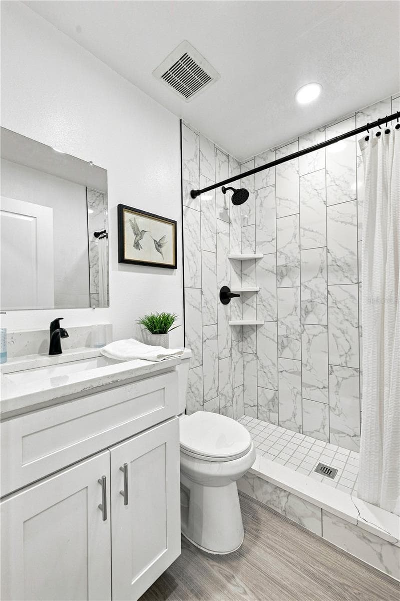 547 CYPRESS STREET — photo 27 of 52