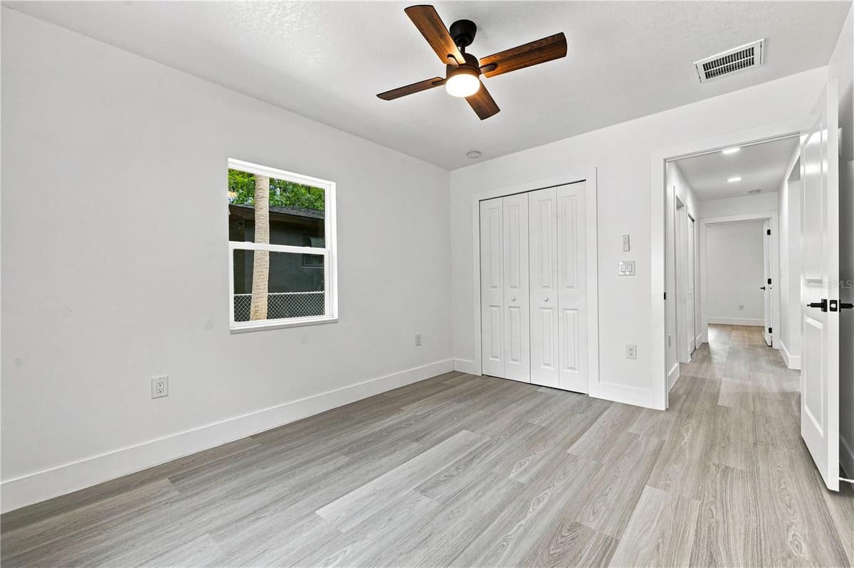 547 CYPRESS STREET — photo 25 of 52