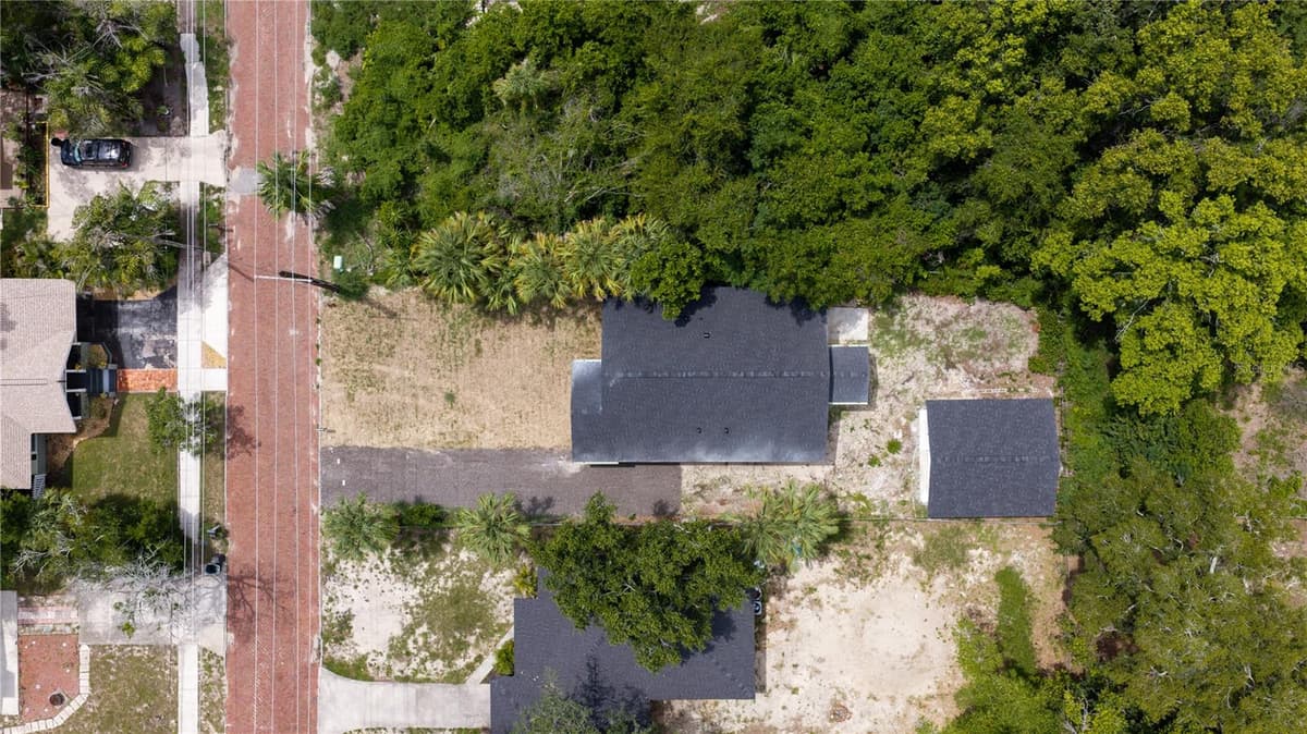 547 CYPRESS STREET — photo 45 of 52