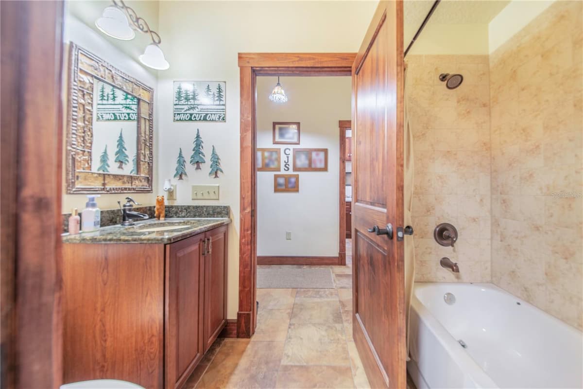 1617 HORSESHOE CREEK ROAD — photo 35 of 100