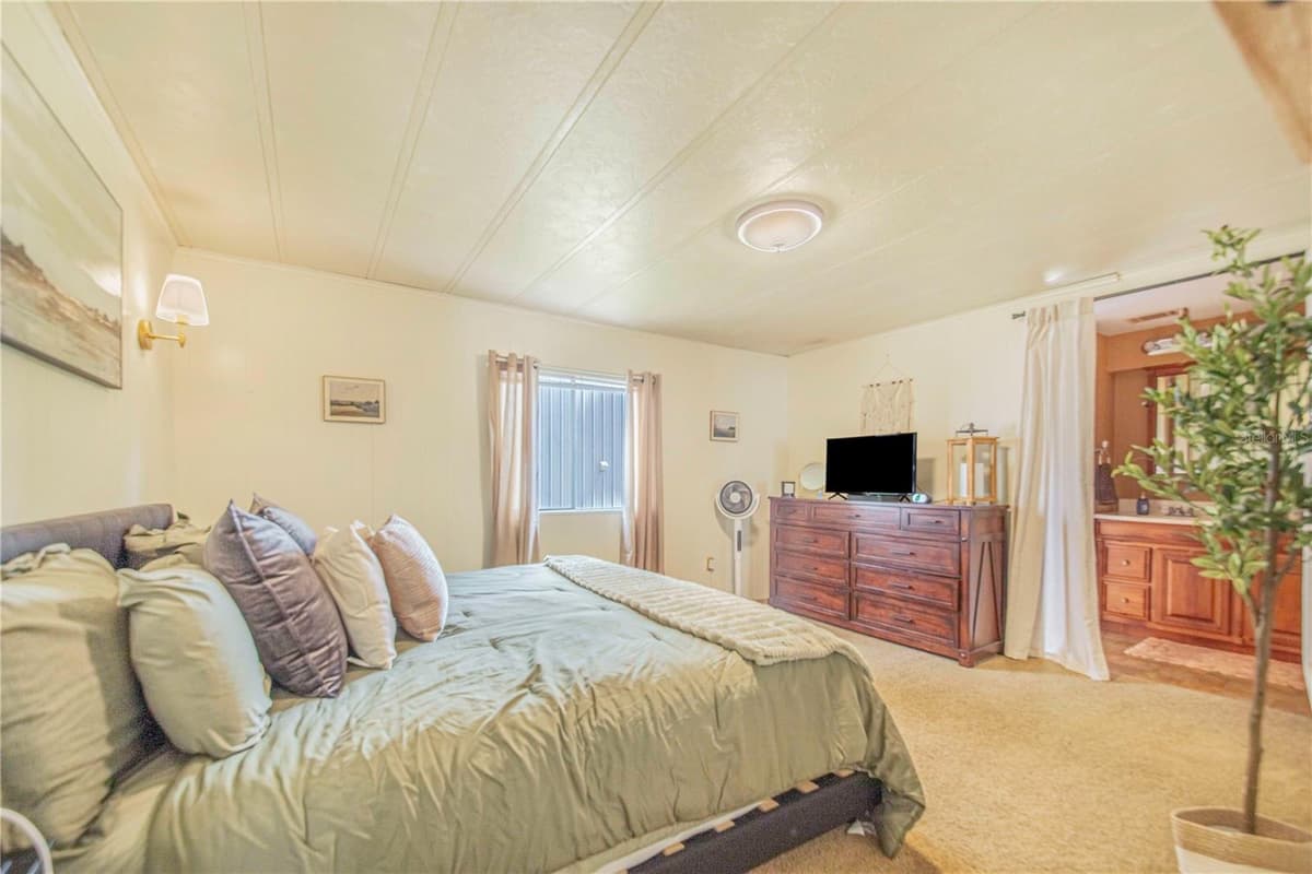 1617 HORSESHOE CREEK ROAD — photo 82 of 100