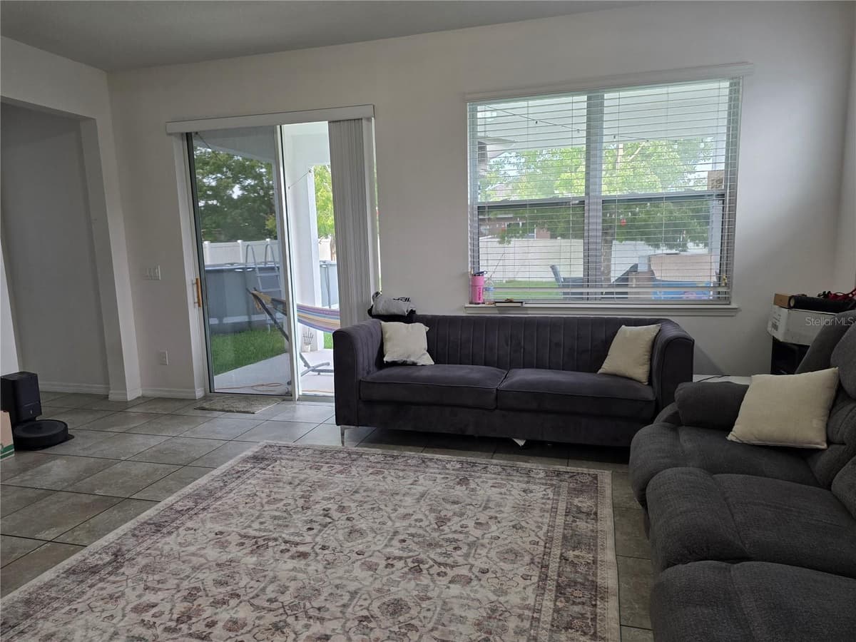 12749 GARRIDAN AVENUE — photo 8 of 36