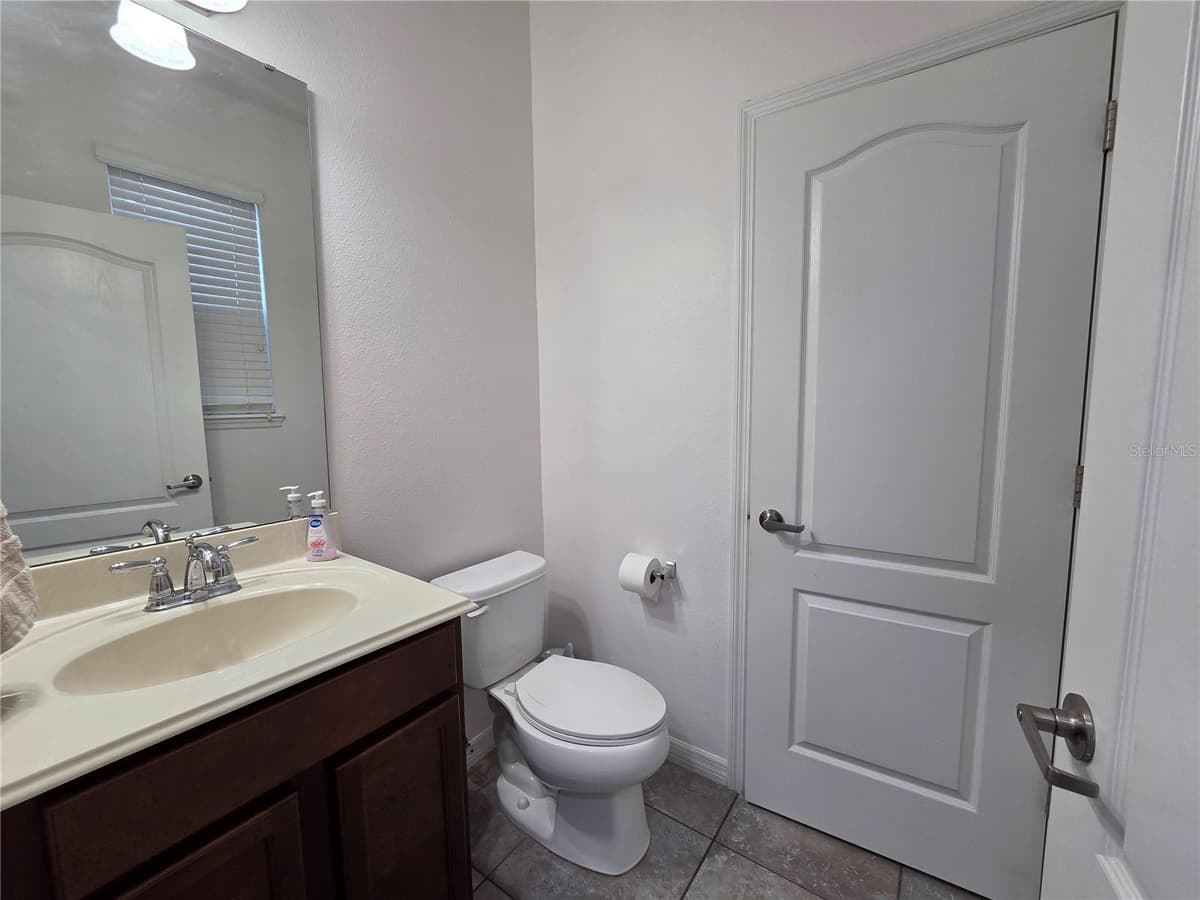 12749 GARRIDAN AVENUE — photo 18 of 36
