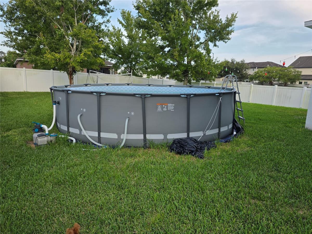 12749 GARRIDAN AVENUE — photo 11 of 36