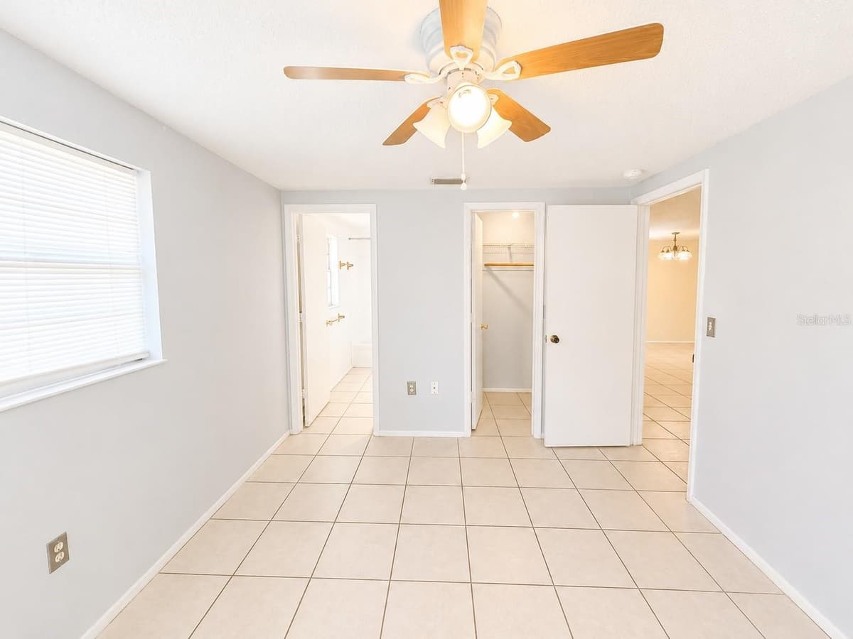 5430 21ST STREET — photo 7 of 22