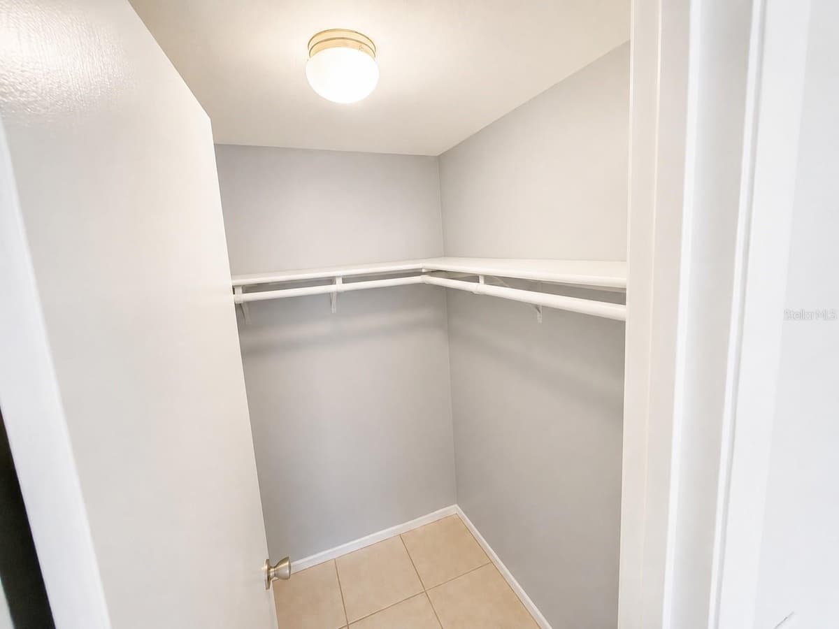 5430 21ST STREET — photo 11 of 22