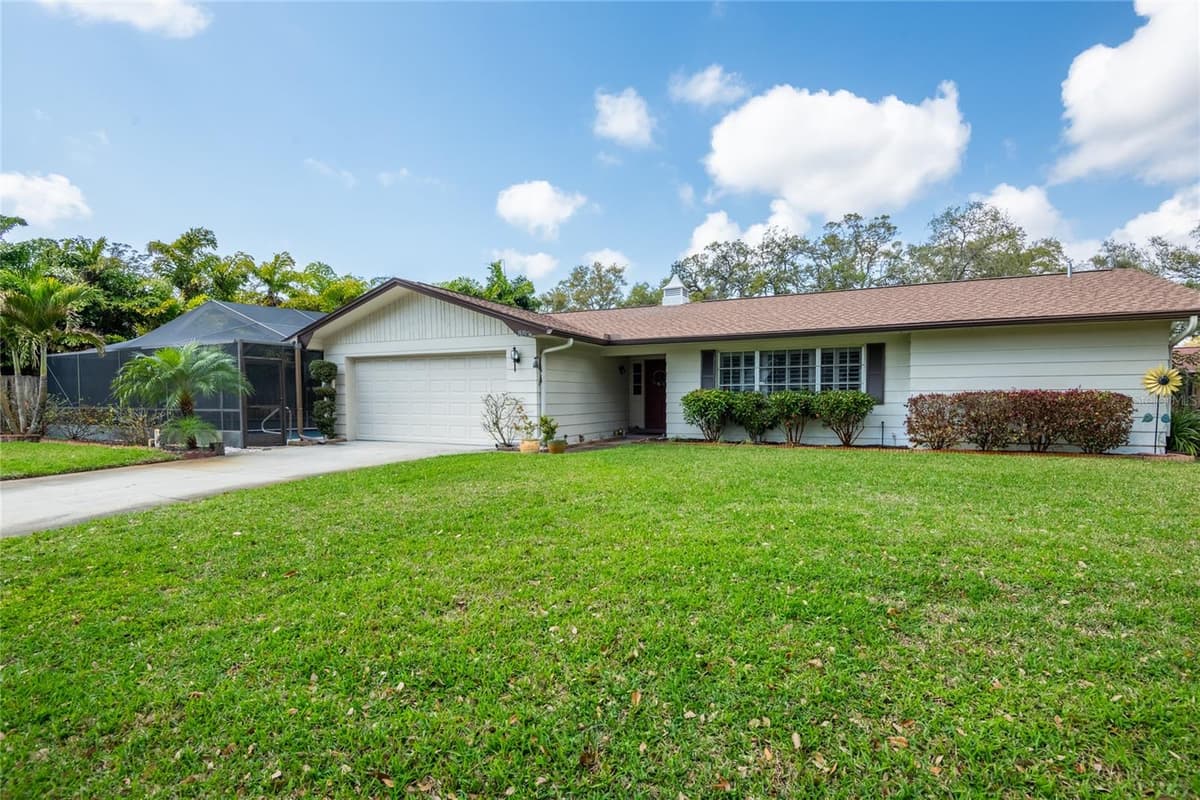 1830 OAK FOREST DRIVE — photo 1 of 46