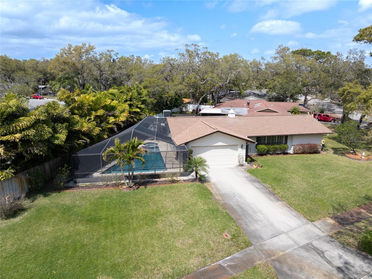 1830 OAK FOREST DRIVE — photo 37 of 46