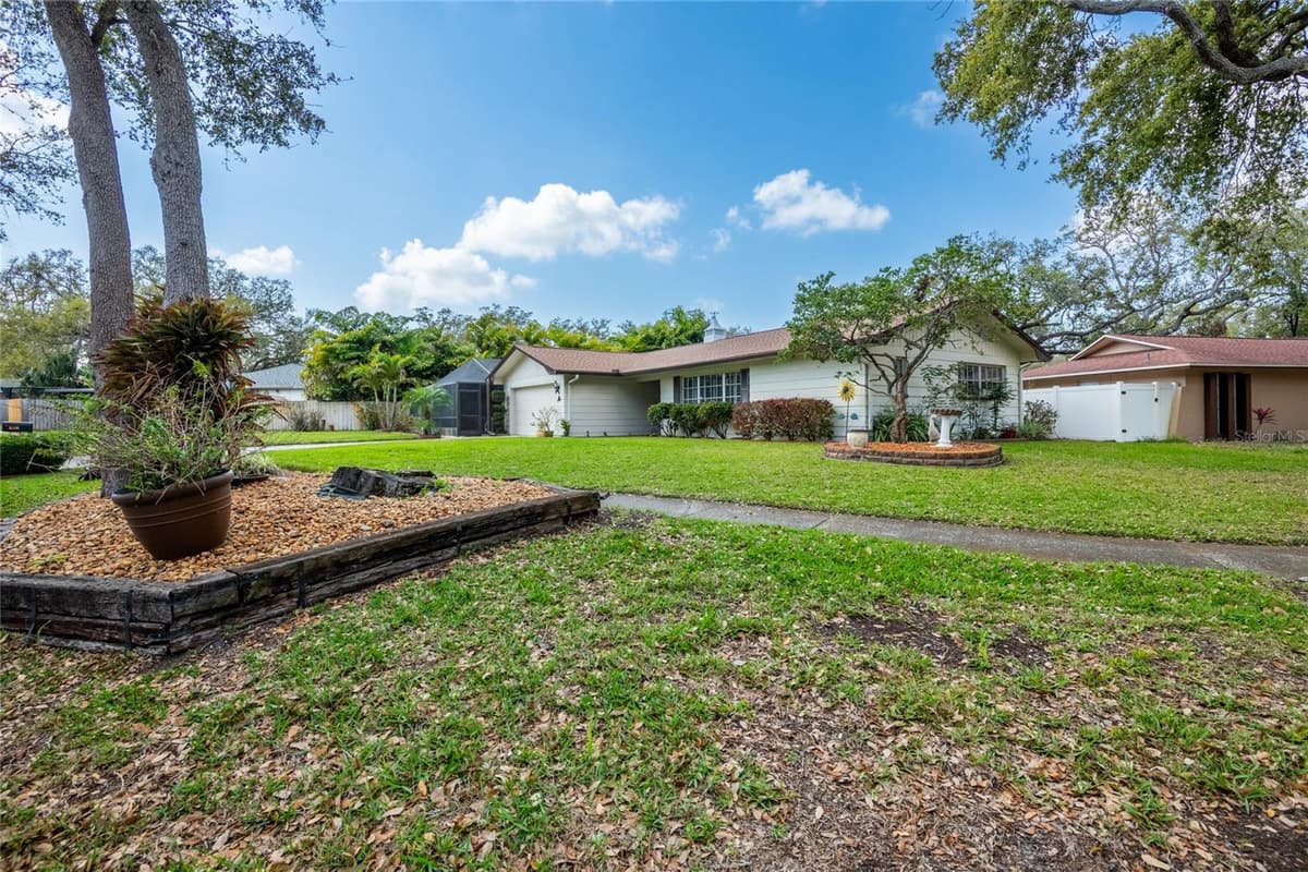 1830 OAK FOREST DRIVE — photo 46 of 46