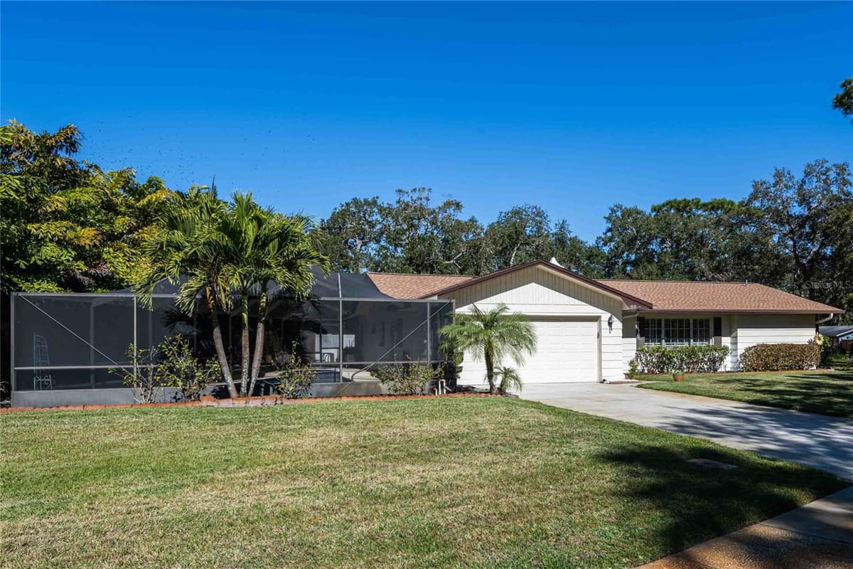 1830 OAK FOREST DRIVE — photo 44 of 46