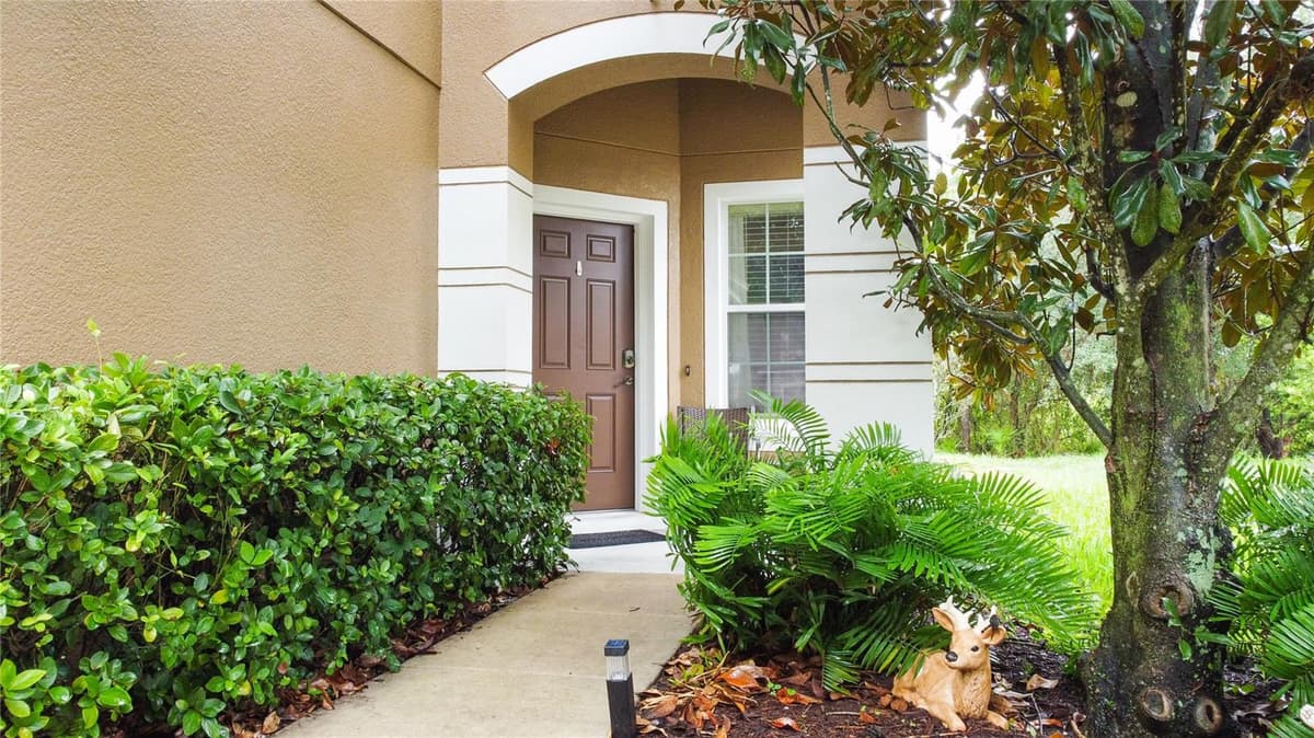 15647 GREYROCK DRIVE — photo 3 of 38