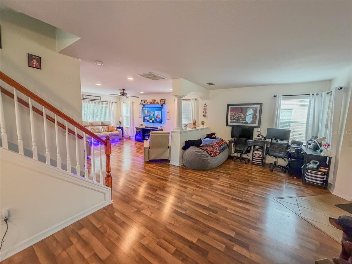 15647 GREYROCK DRIVE — photo 13 of 38