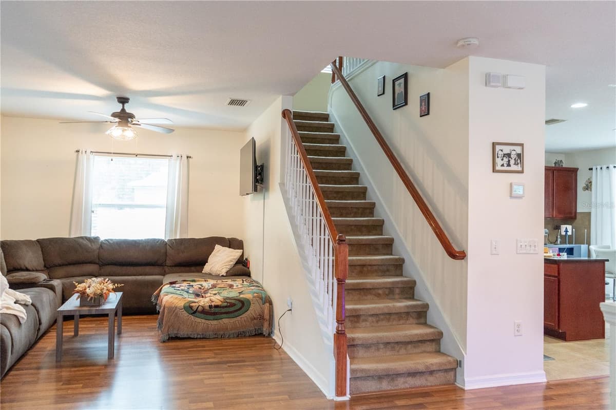 15647 GREYROCK DRIVE — photo 15 of 38