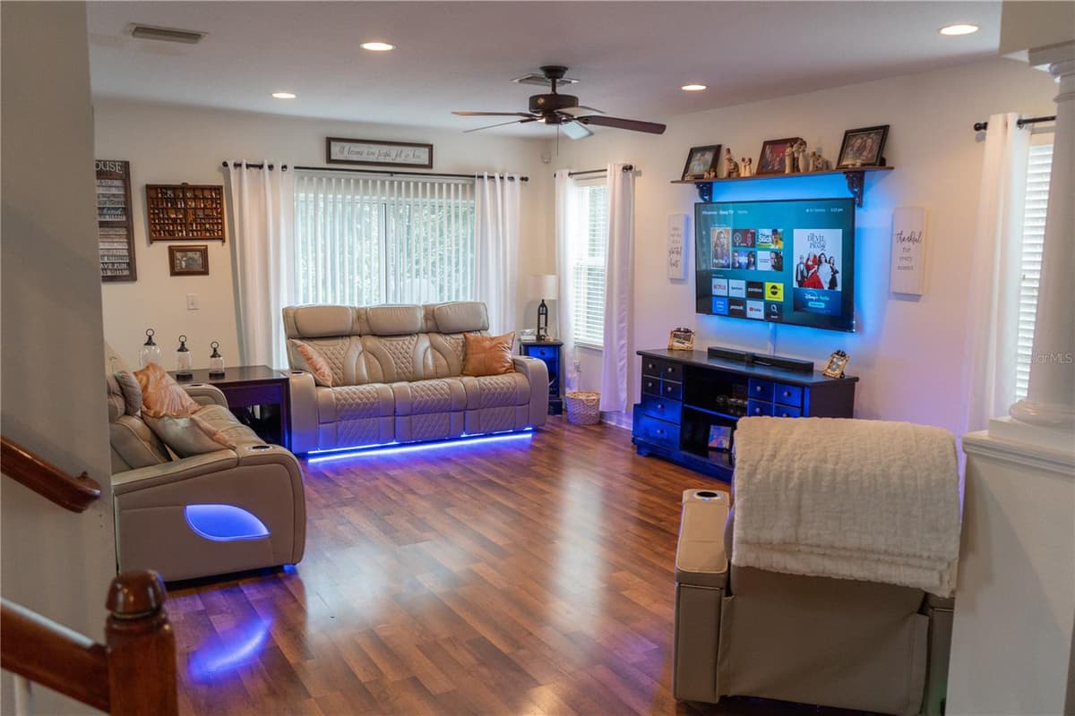 15647 GREYROCK DRIVE — photo 6 of 38
