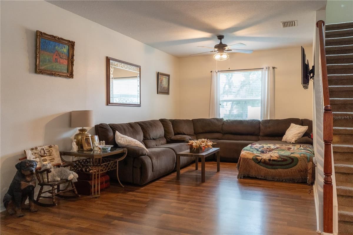 15647 GREYROCK DRIVE — photo 14 of 38