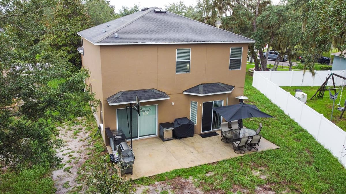 15647 GREYROCK DRIVE — photo 36 of 38