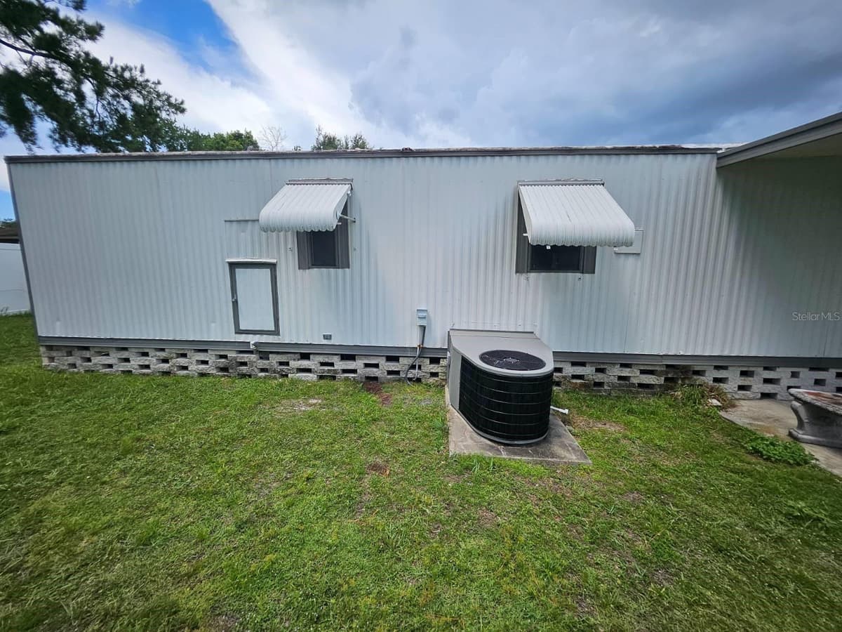 6445 BELLE TERRE — photo 14 of 19