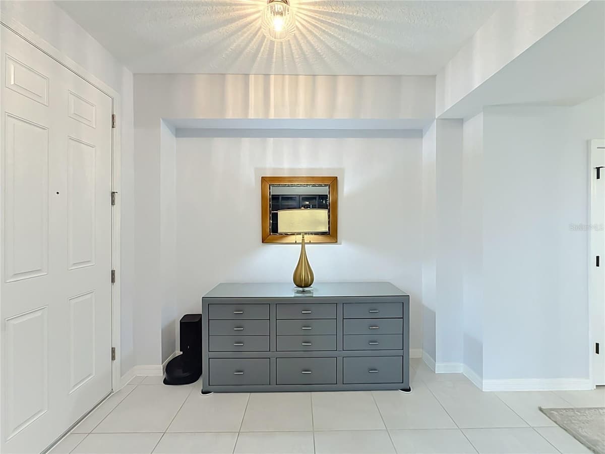 5516 WINDSONG OAK DRIVE — photo 14 of 57