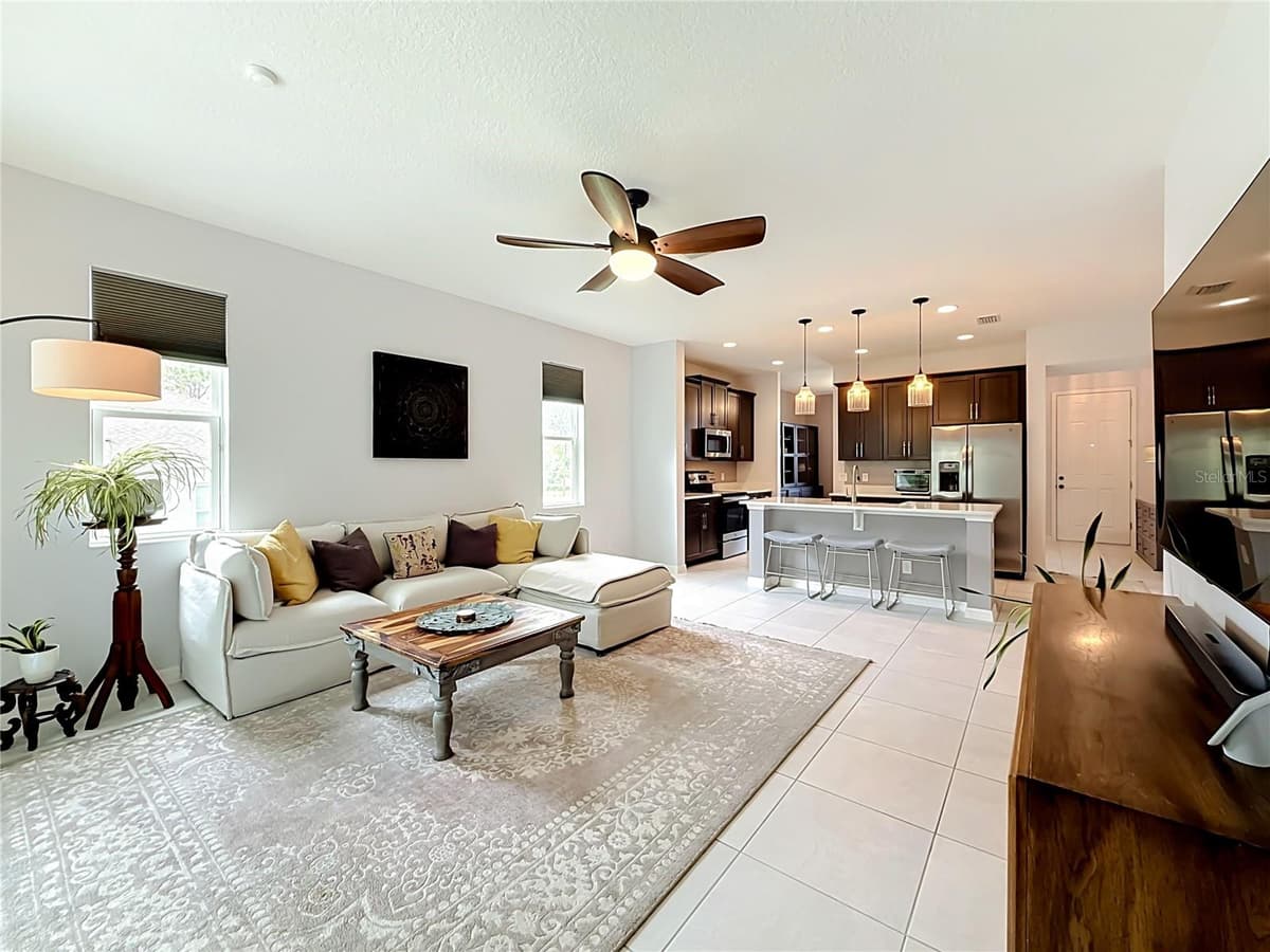 5516 WINDSONG OAK DRIVE — photo 12 of 57
