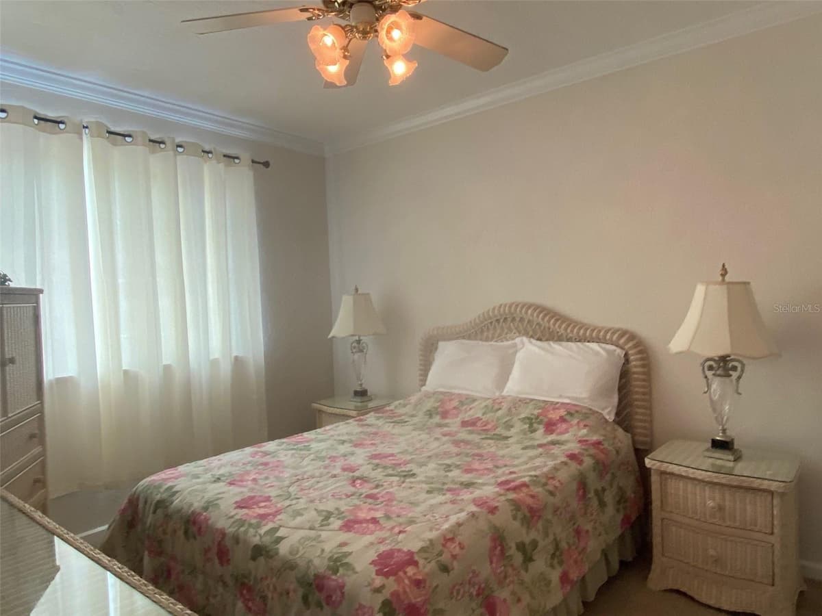 238 TAMPA AVENUE — photo 16 of 37