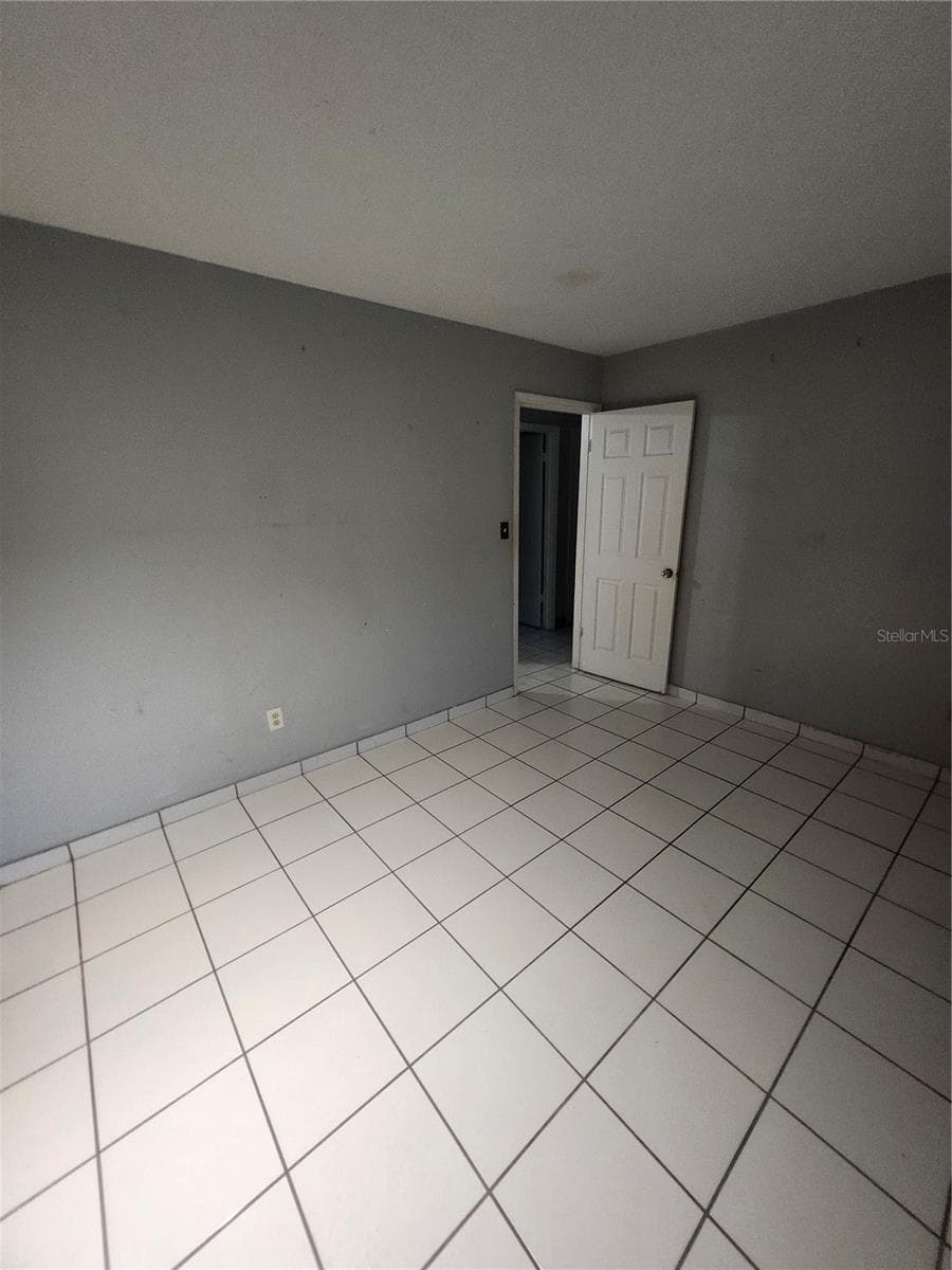 Unknown — photo 30 of 70