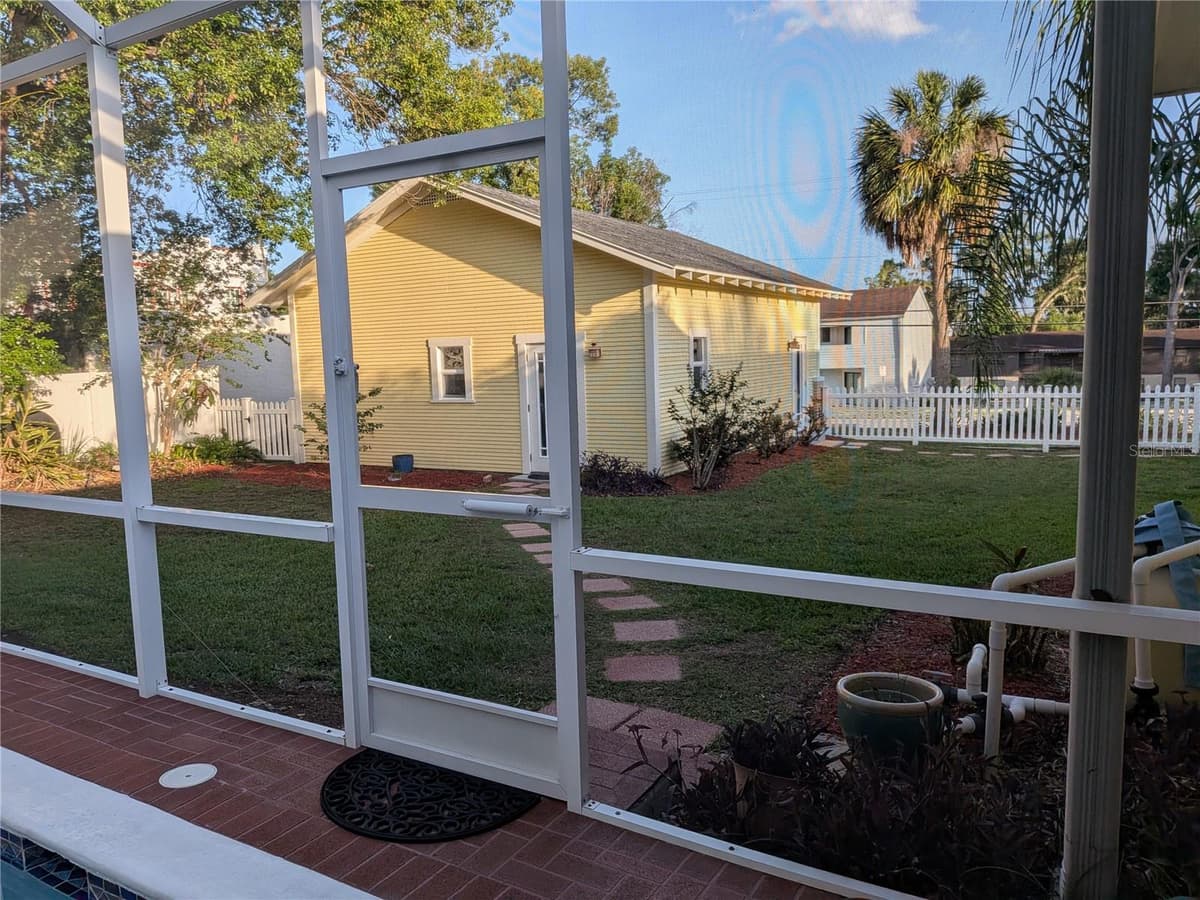 410 PARK STREET — photo 23 of 26