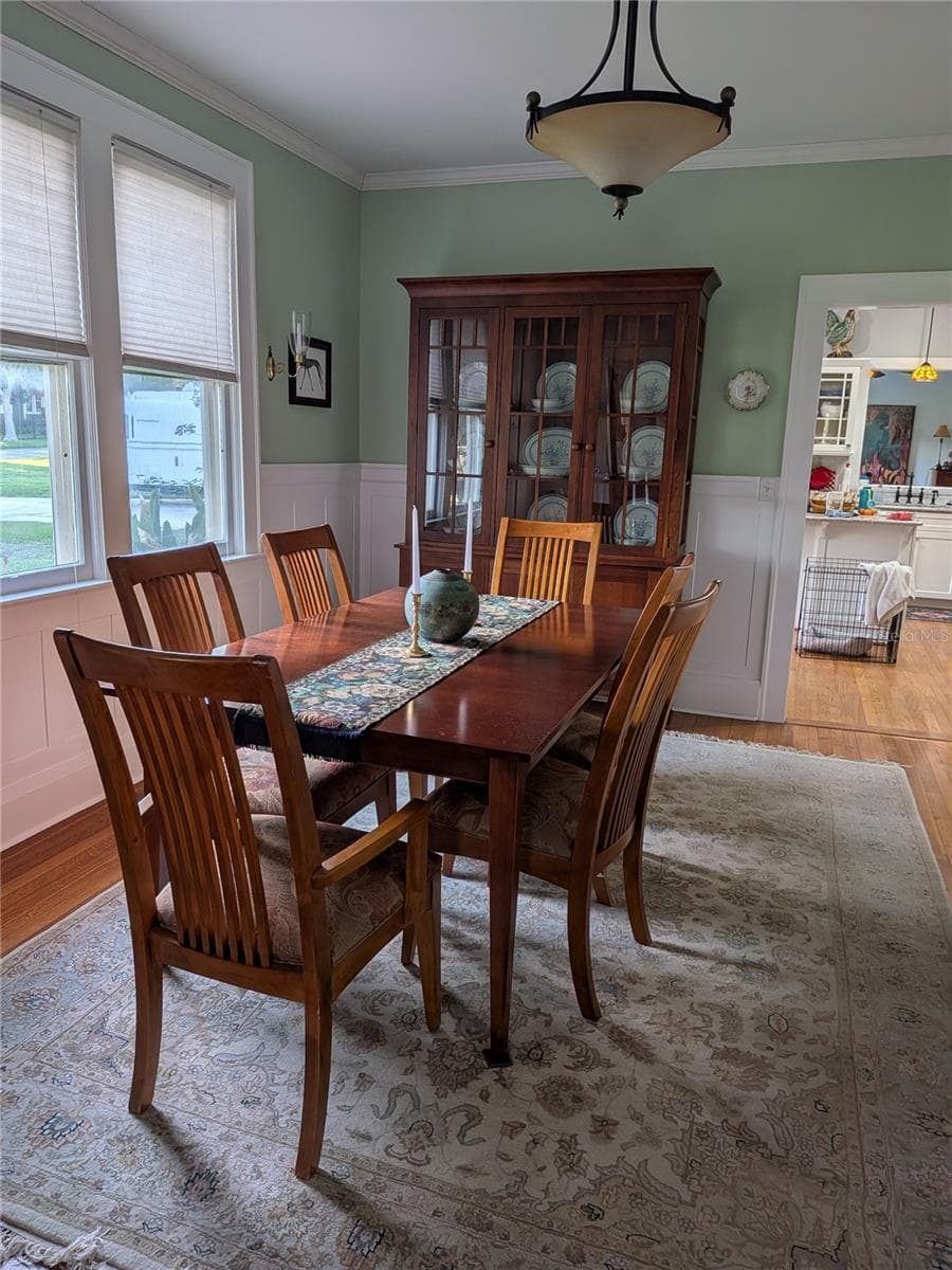 410 PARK STREET — photo 4 of 26