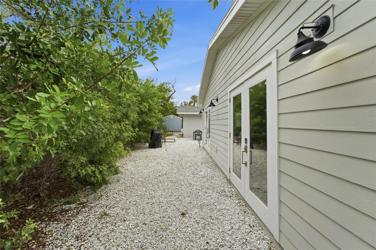 608 SAINT JUDES DRIVE — photo 11 of 64