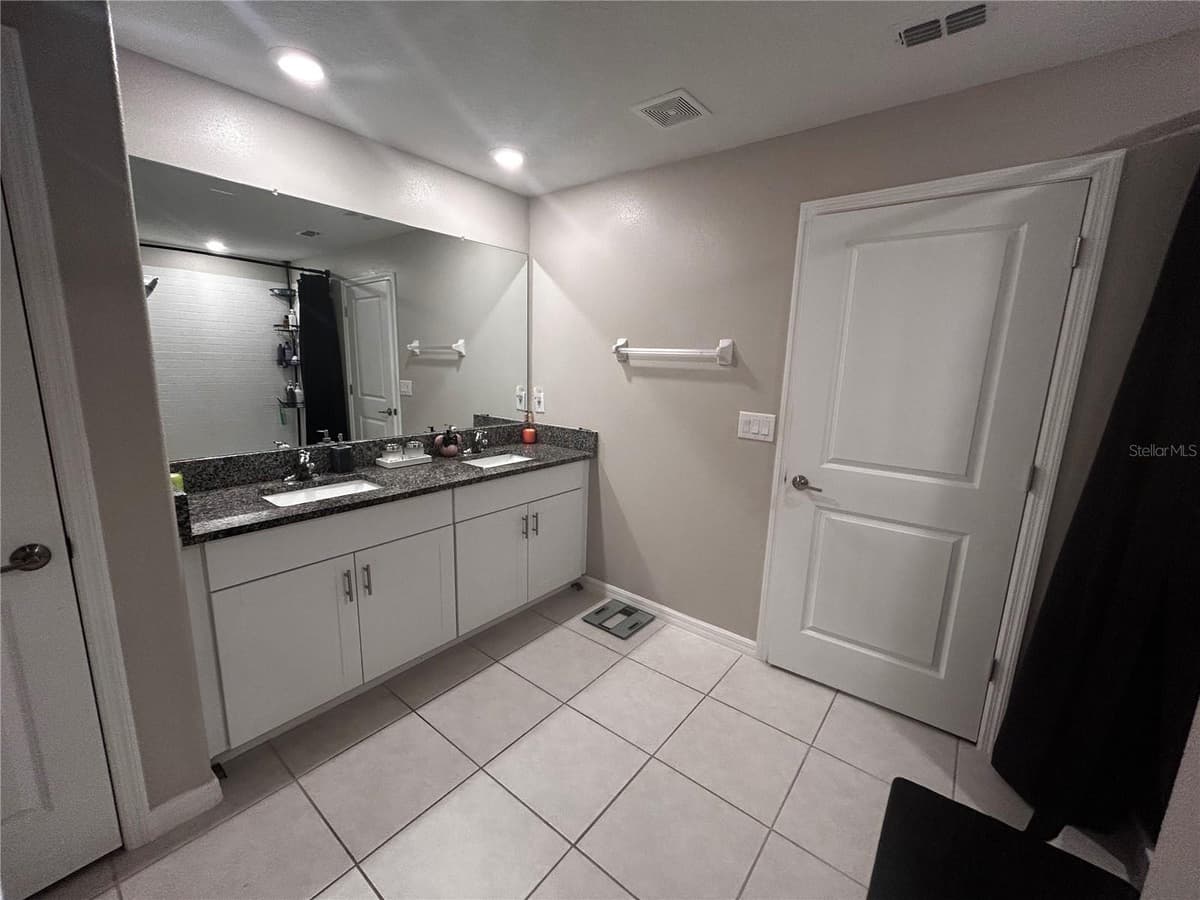 5466 BLUE AZURE DRIVE — photo 27 of 43
