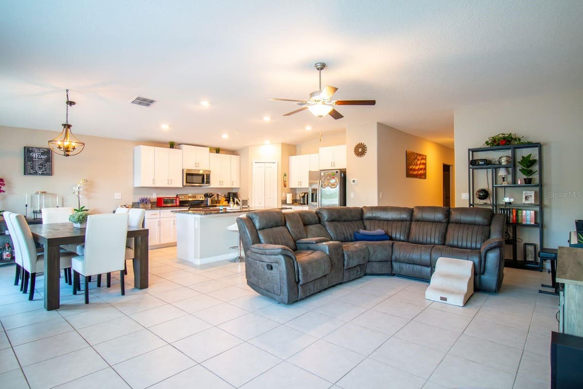 5466 BLUE AZURE DRIVE — photo 13 of 43