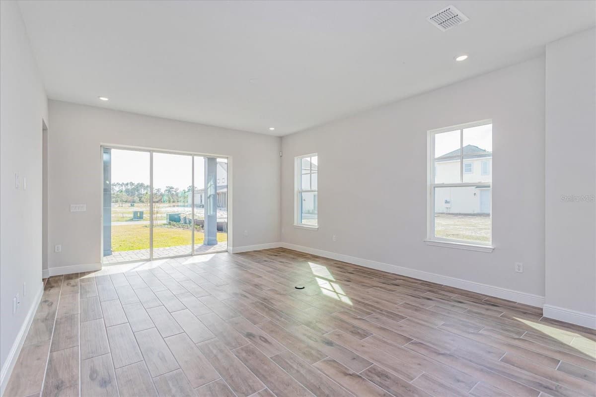 10078 DULBECCO STREET — photo 4 of 20