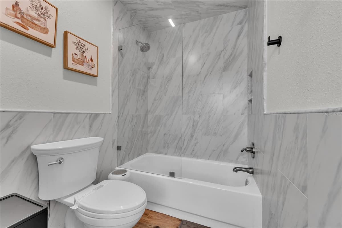5004 ENSIGN LOOP — photo 32 of 81