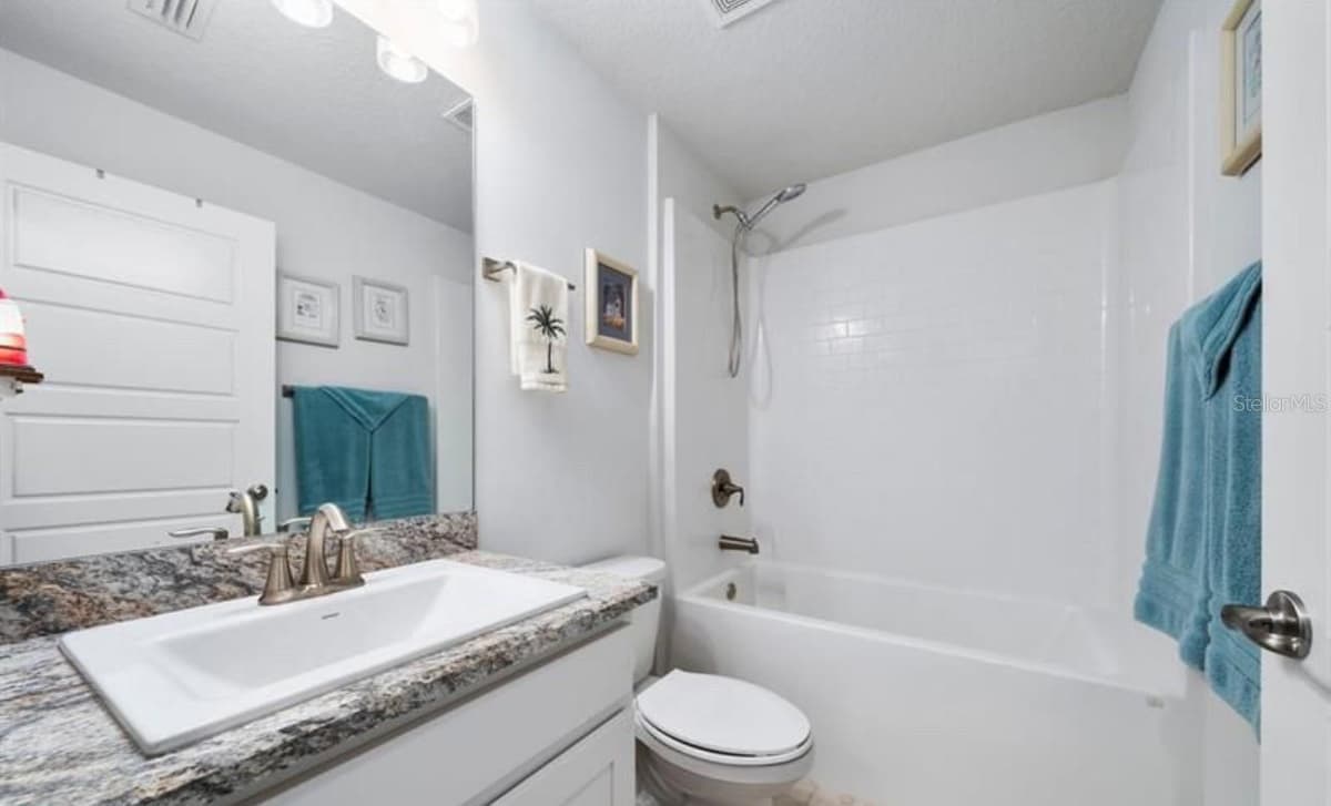 8516 WATERSTONE BOULEVARD — photo 11 of 17