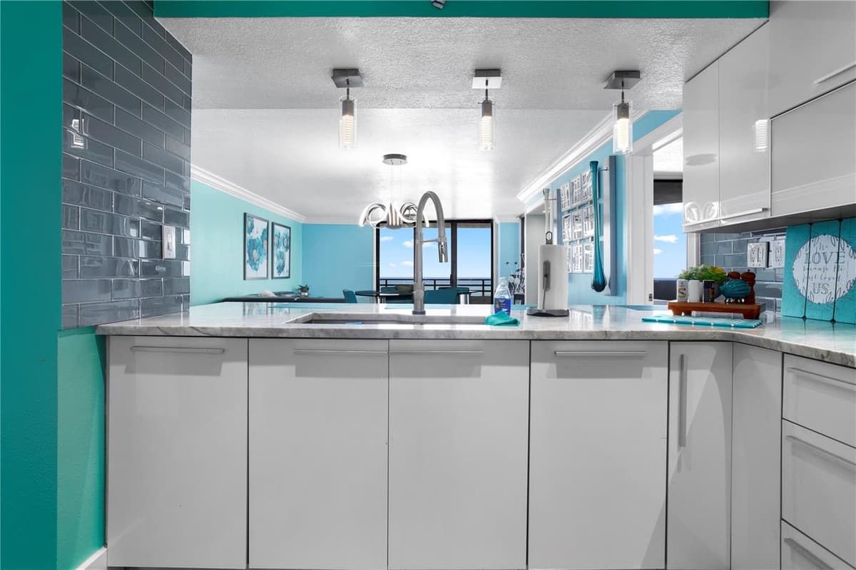 1420 ATLANTIC AVENUE — photo 15 of 47