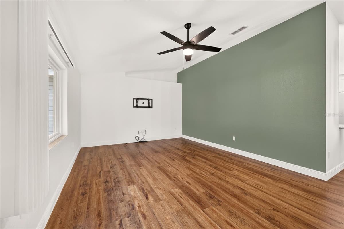14845 112TH CIRCLE — photo 18 of 81